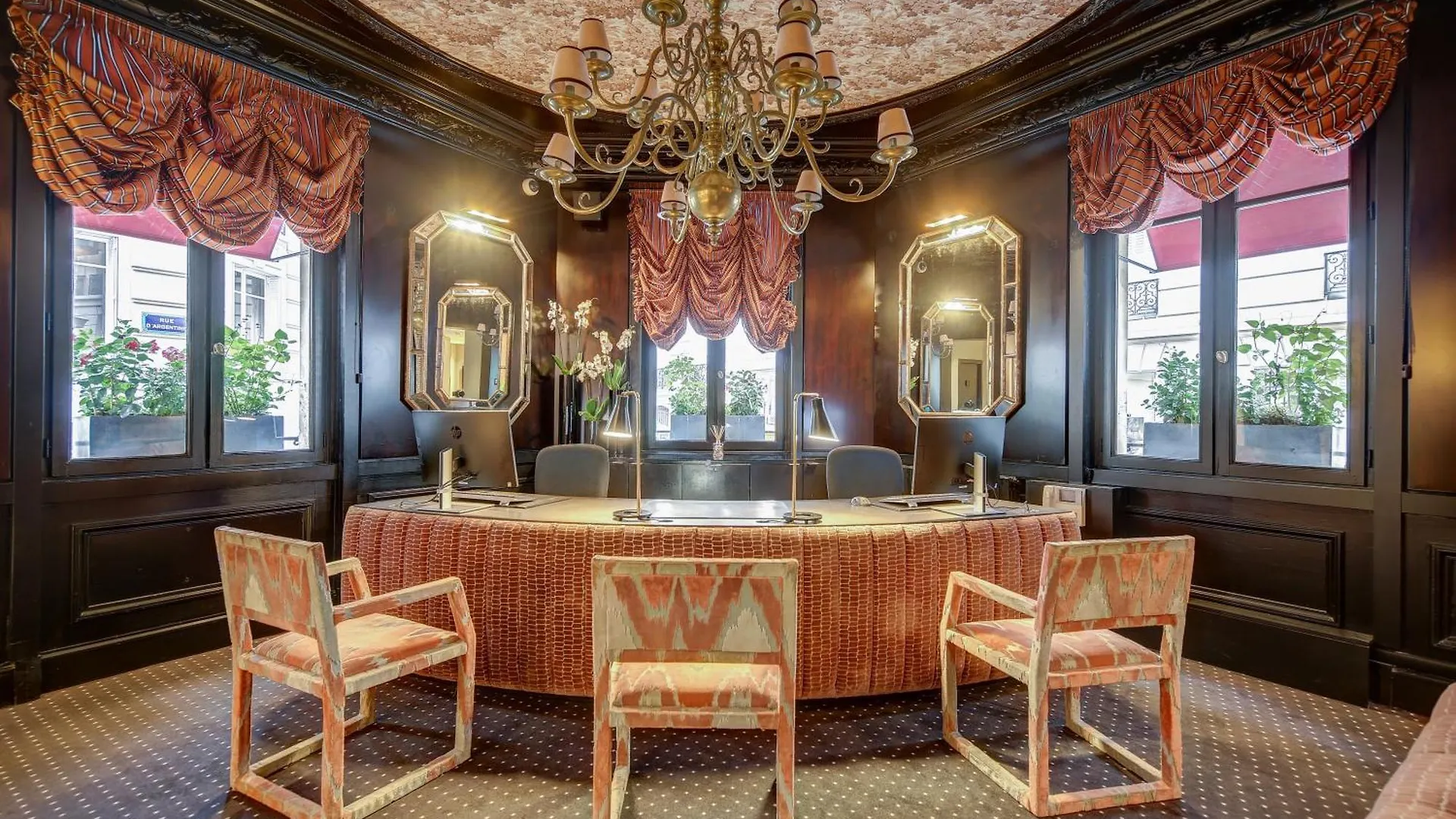 Chalgrin Boutique 4* Paris