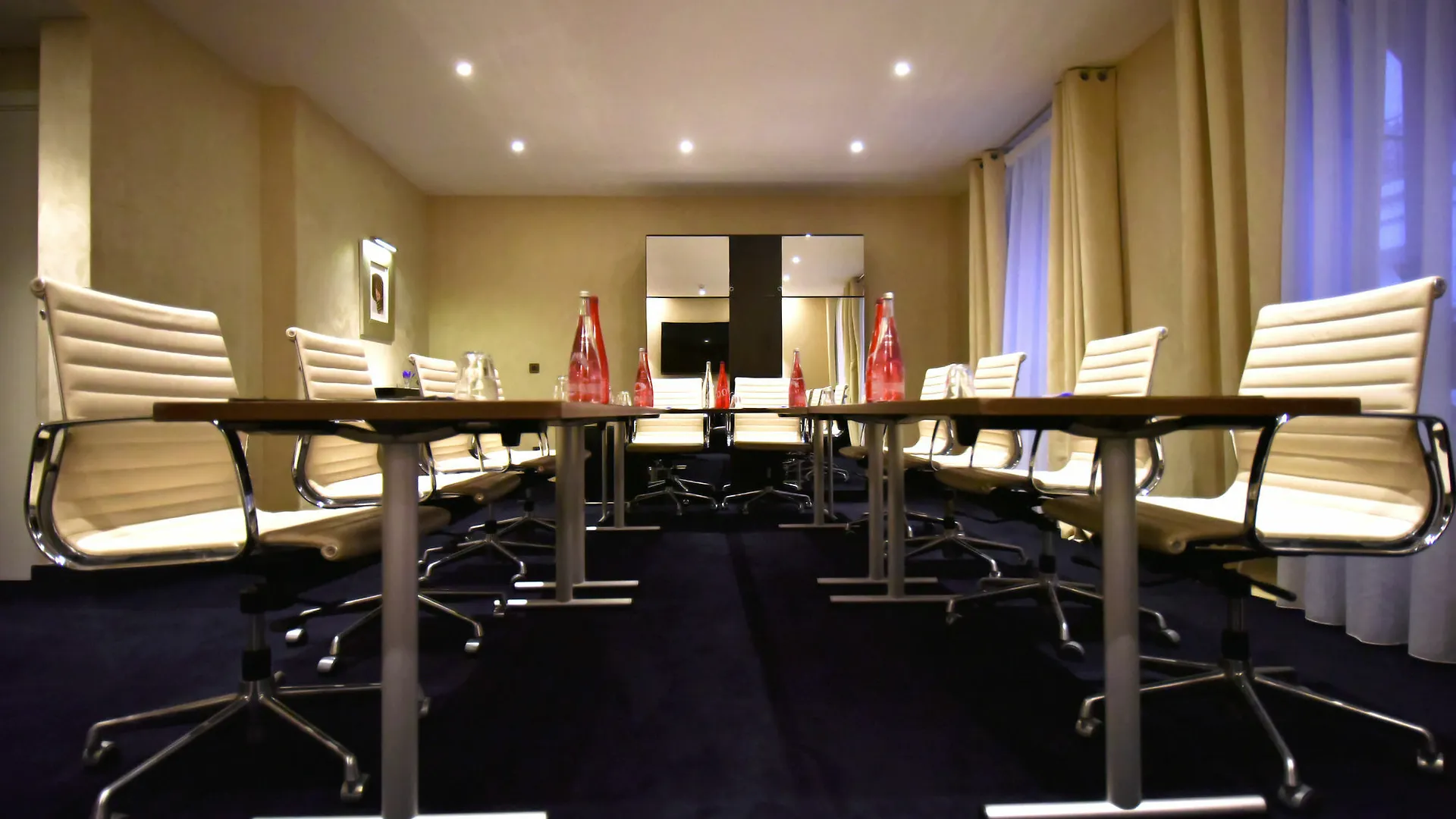 Chalgrin Boutique 4* Paris